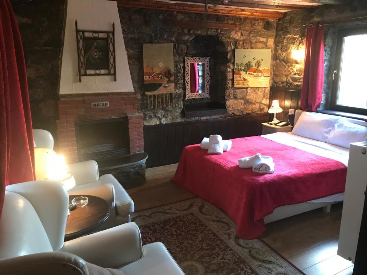 Chalet Asteras Tou Vorra Agios Athanasios  Exteriör bild