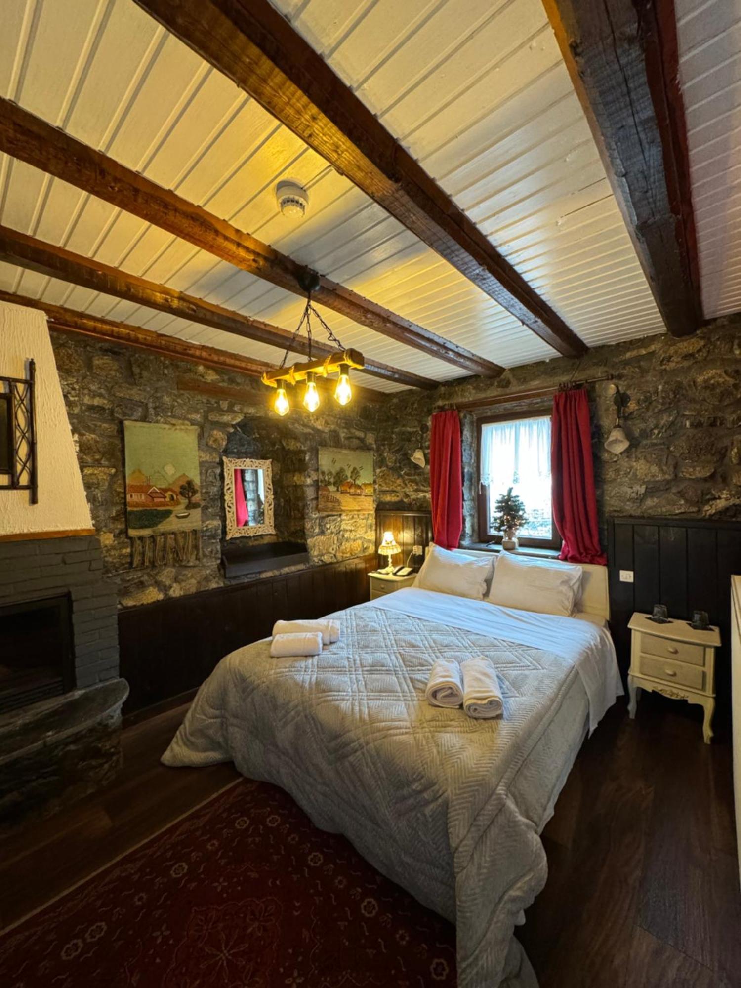 Chalet Asteras Tou Vorra Agios Athanasios  Exteriör bild