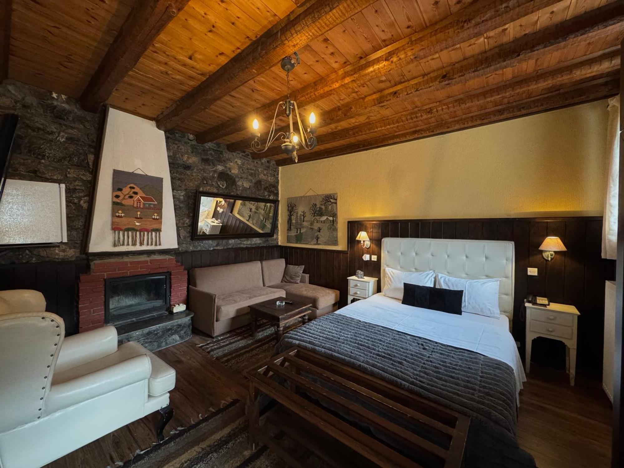 Chalet Asteras Tou Vorra Agios Athanasios  Exteriör bild